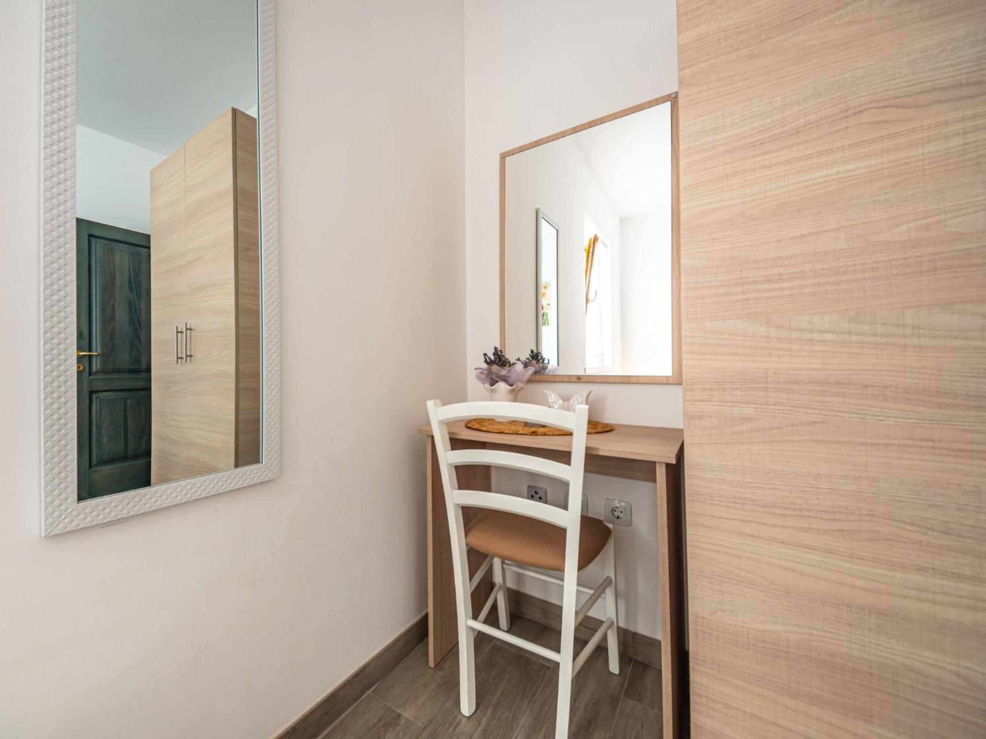 Apartment Val-4 By Interhome Свети-Юрай Экстерьер фото